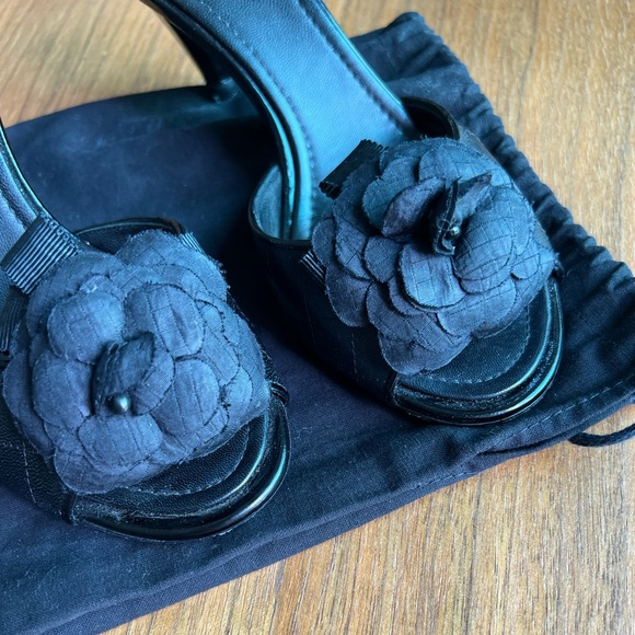 Chanel Camellia Open Toe Sandals - Picture 3 of 9